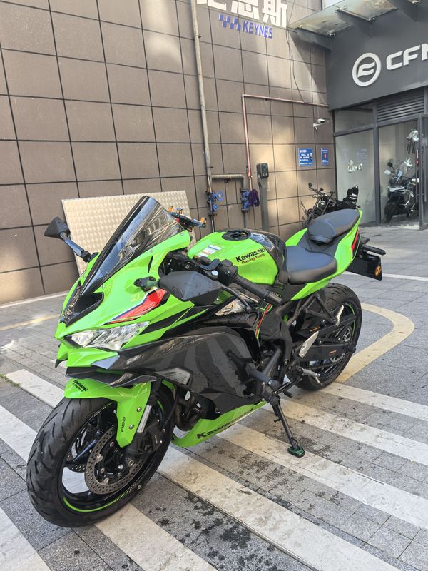 二手川崎ZX-4R