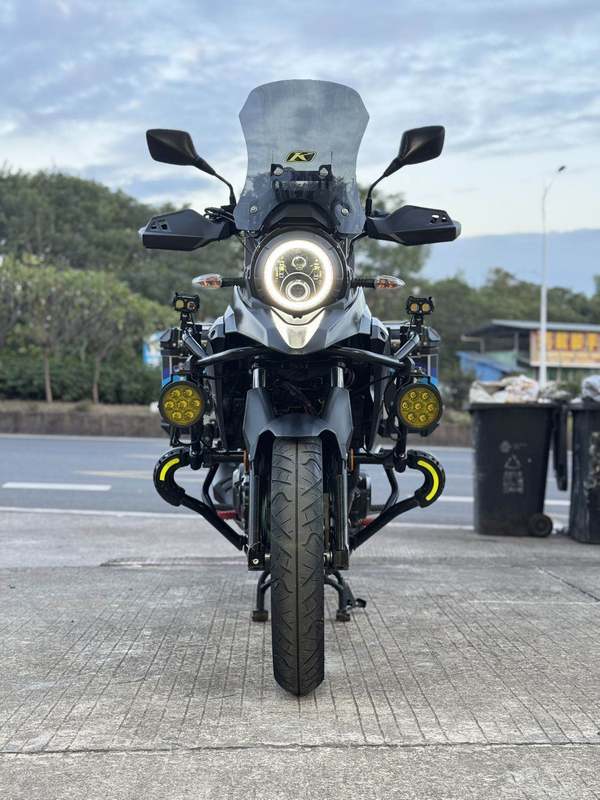 二手豪爵铃木DL250