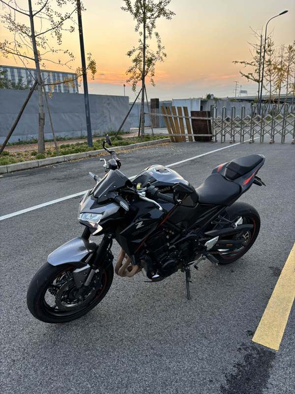 二手川崎Z900