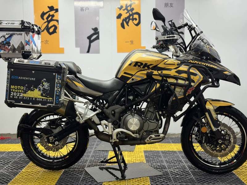 二手贝纳利金鹏 TRK502