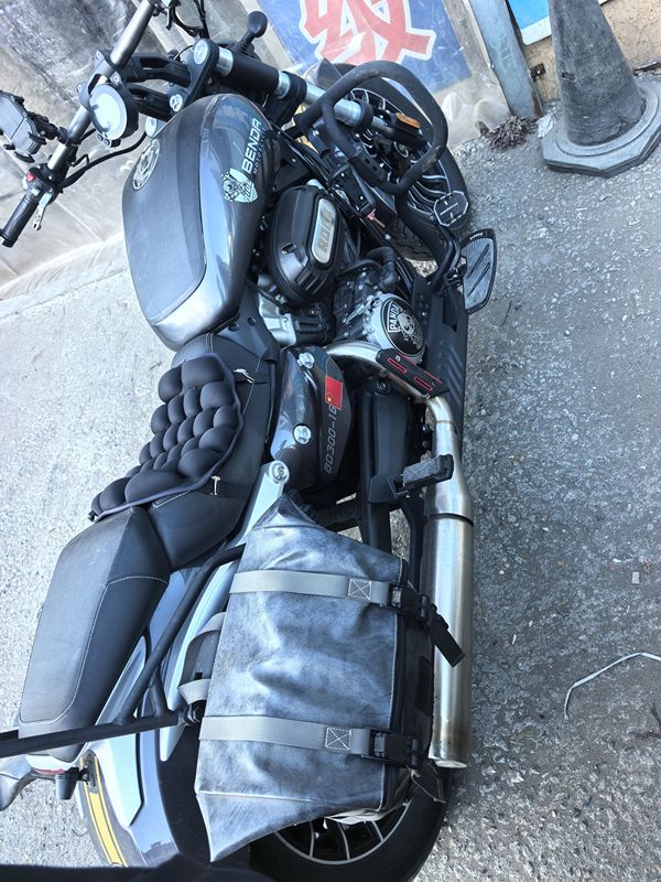 二手奔达Rock300 灰石