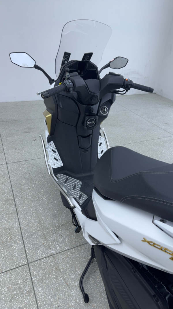 二手光阳赛艇 ST250
