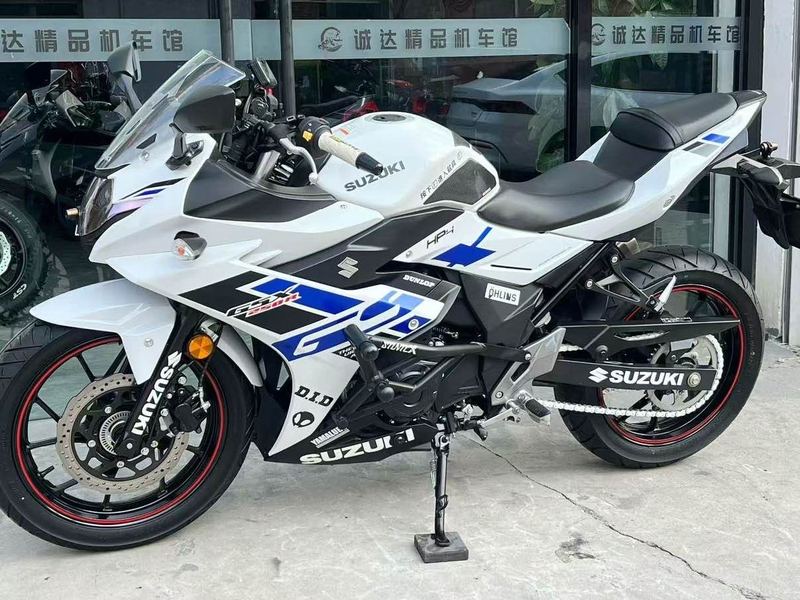 二手豪爵铃木GSX250R