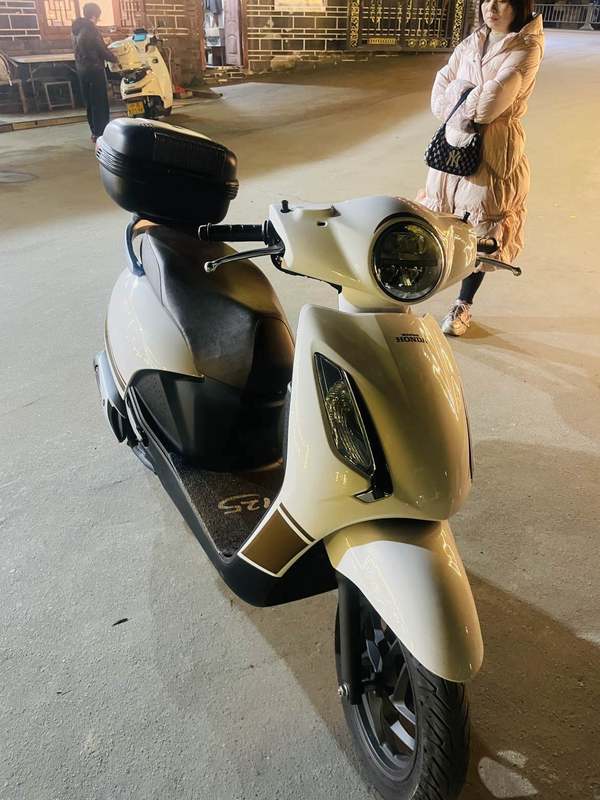 二手五羊本田Spacy125