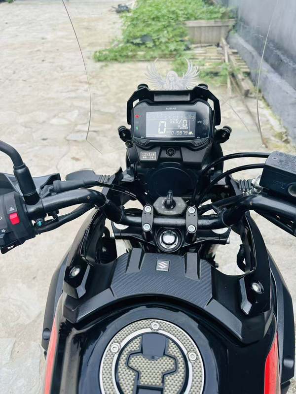 二手豪爵铃木DL250