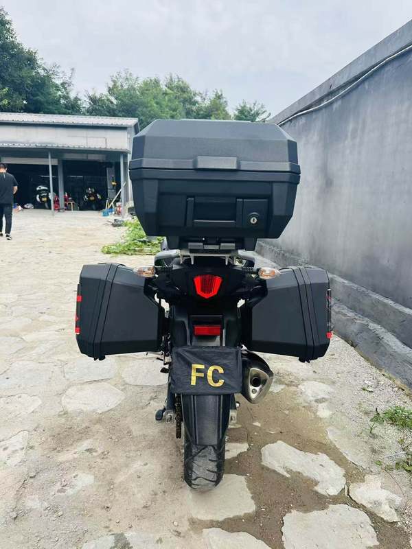 二手豪爵铃木DL250