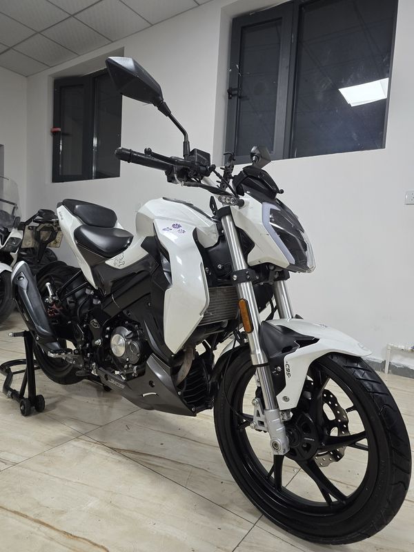 二手贝纳利小迅龙 BN150S