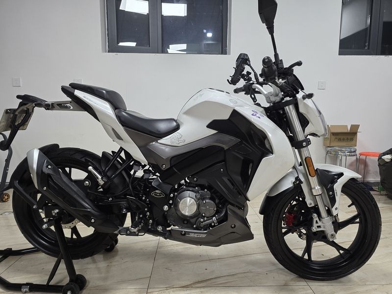 二手贝纳利小迅龙 BN150S