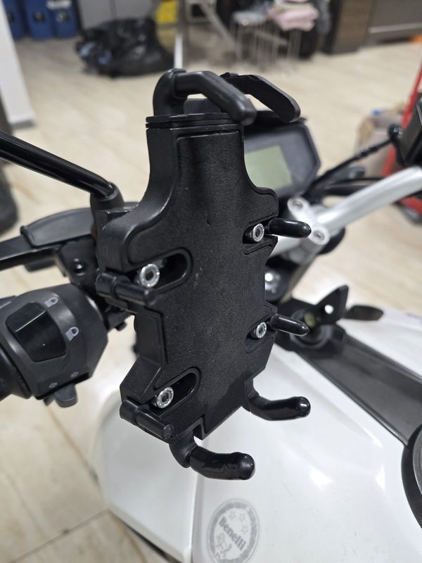 二手贝纳利小迅龙 BN150S