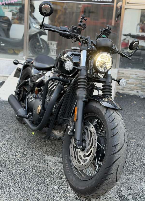 二手凯旋Bonneville Bobber