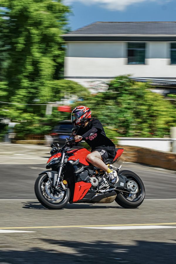 二手杜卡迪Street Fighter V2