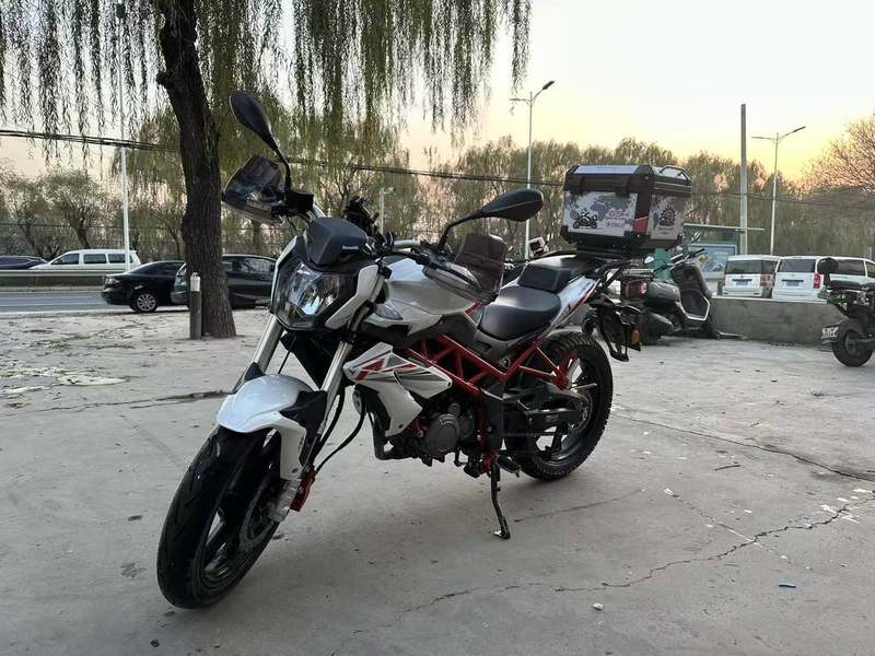 二手贝纳利红宝龙 TNT150i