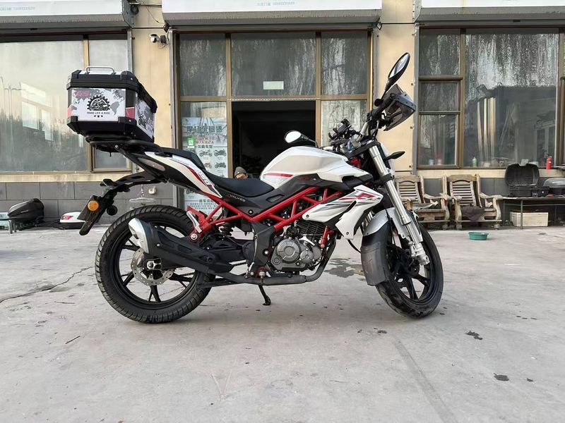 二手贝纳利红宝龙 TNT150i