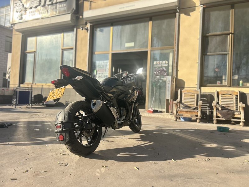 二手豪爵铃木GSX250R