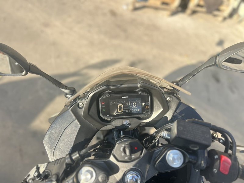 二手豪爵铃木GSX250R