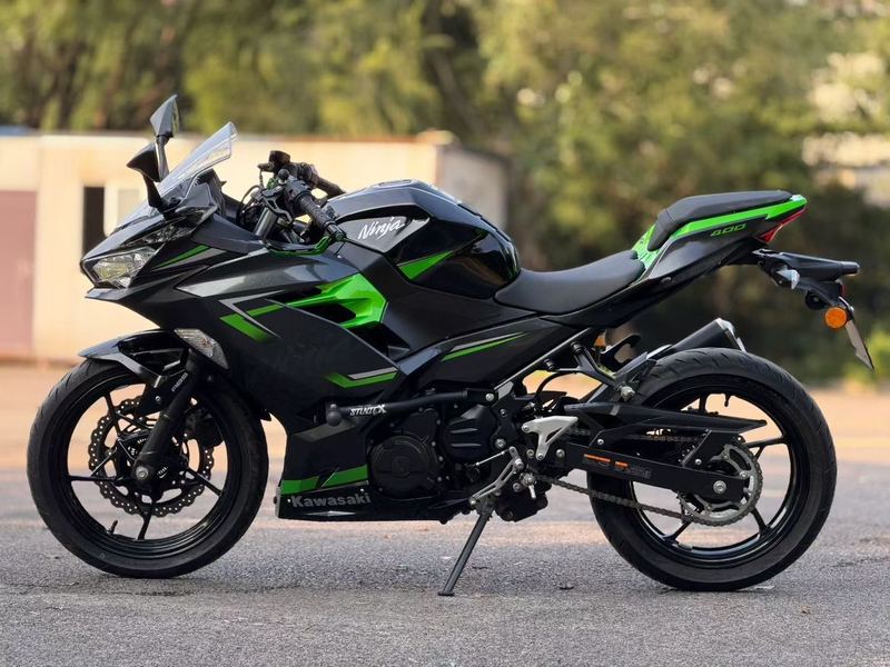 二手川崎Ninja 400