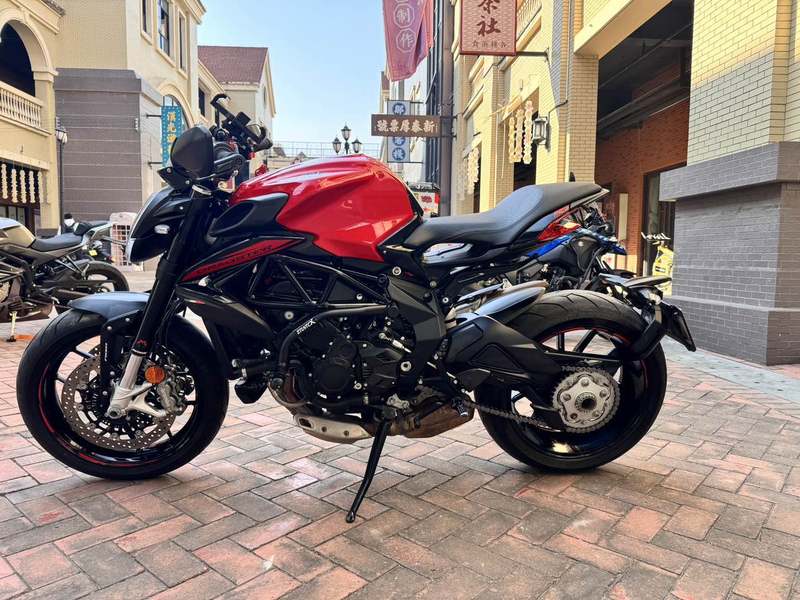 二手奥古斯塔Dragster 800