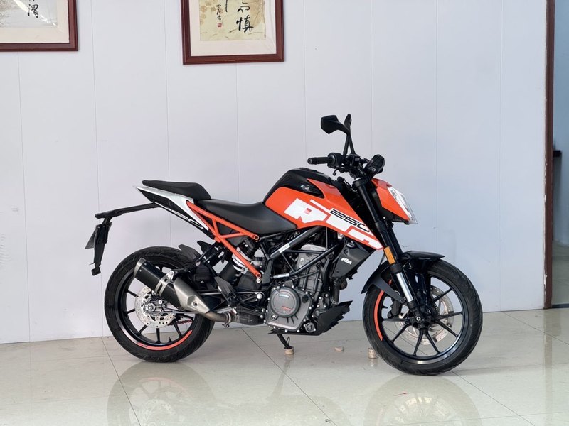 二手KTMR2R250 Duke