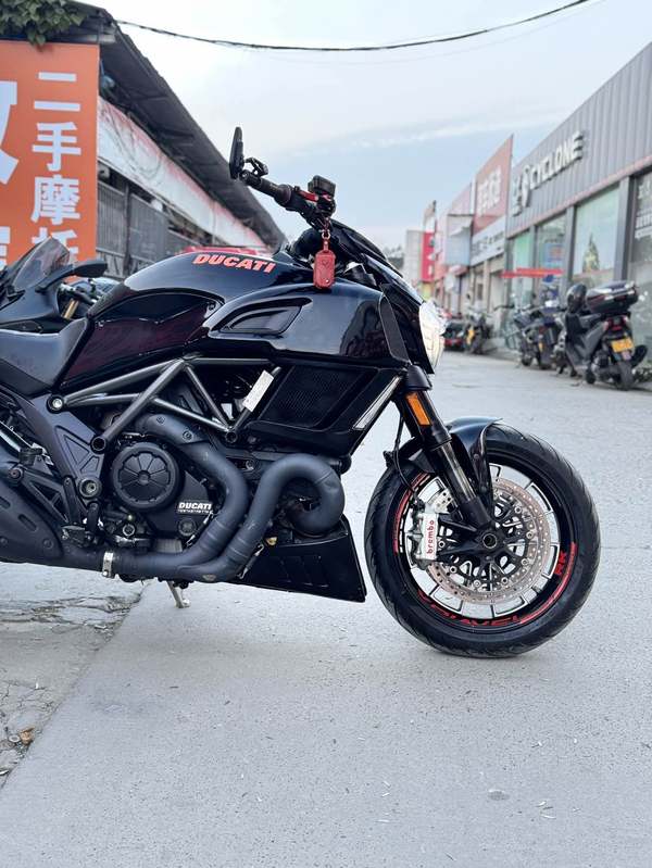 二手杜卡迪Diavel 