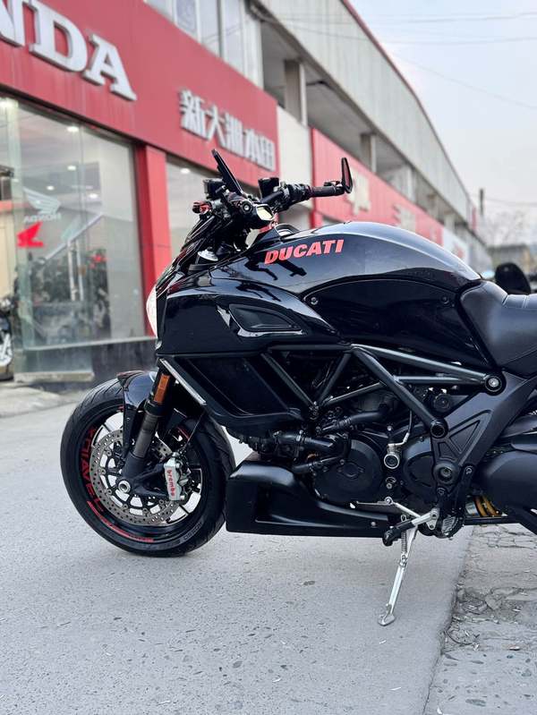 二手杜卡迪Diavel 