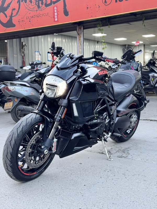 二手杜卡迪Diavel 