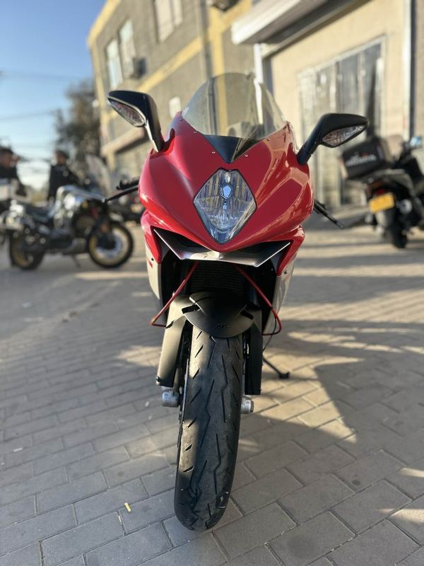 二手奥古斯塔F3 800