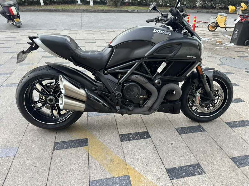 二手杜卡迪Diavel 