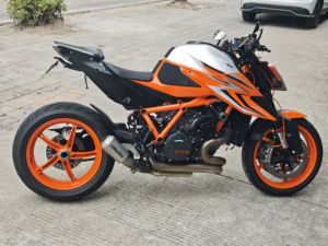 二手KTMR2R1290 Super Duke
