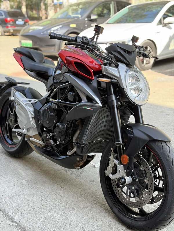 二手奥古斯塔Brutale 800