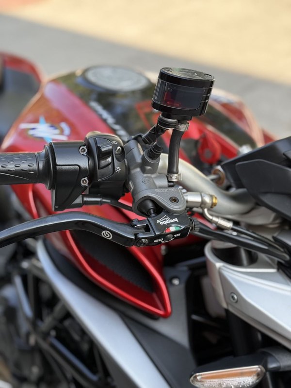 二手奥古斯塔Brutale 800