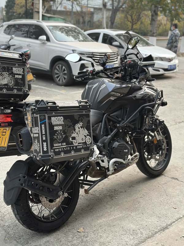 二手贝纳利金鹏 TRK502