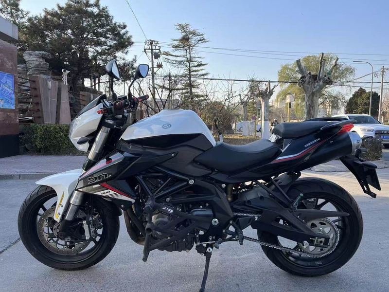 二手贝纳利TNT600i