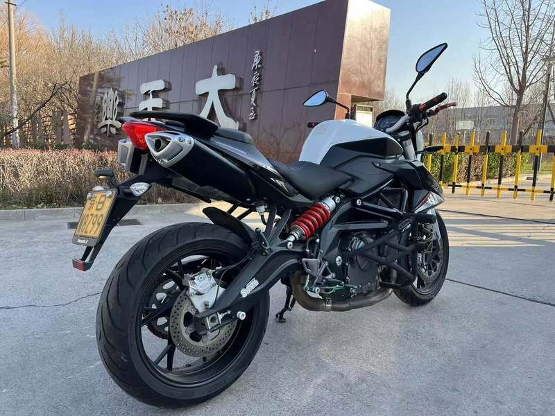 二手贝纳利TNT600i