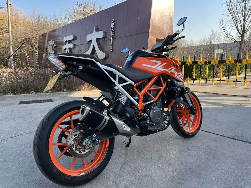 二手KTMR2R390 Duke