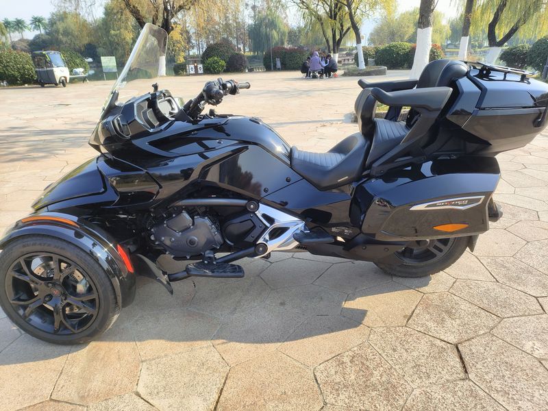 二手庞巴迪Spyder F3 