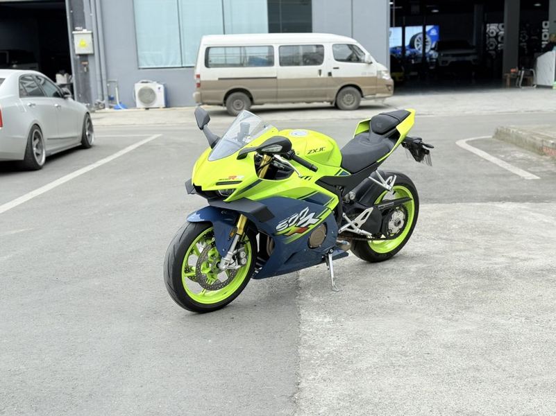 二手张雪机车500RR