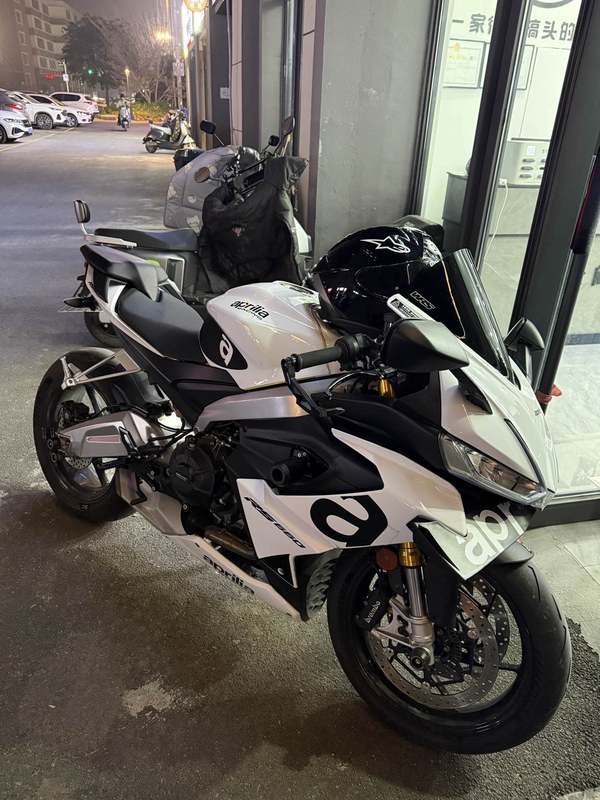 二手阿普利亚RS 660 