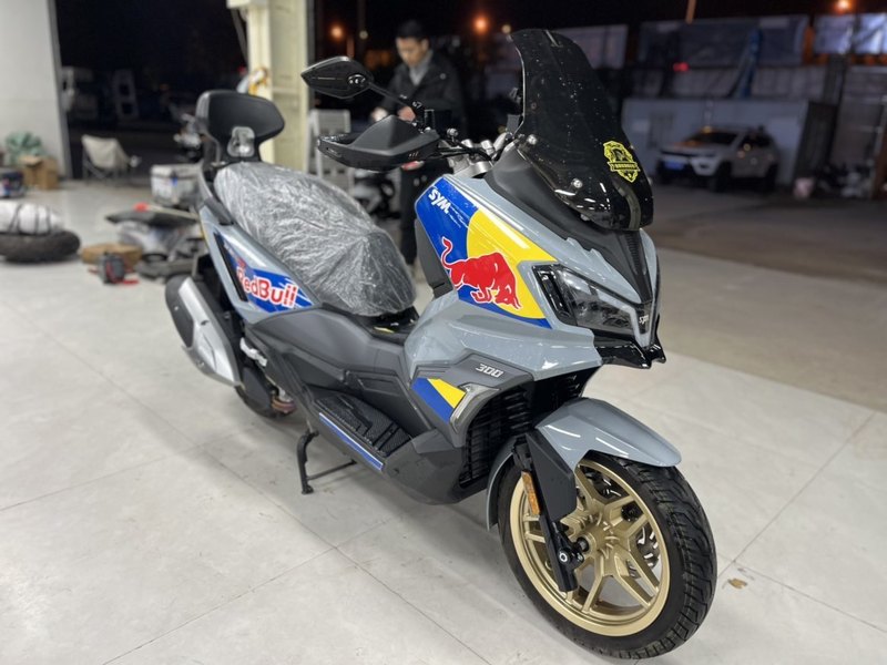 二手三阳哈士奇 Husky ADV300