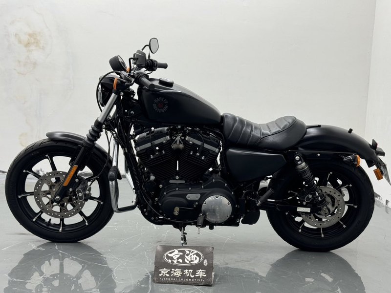 二手哈雷戴维森Iron883 硬汉