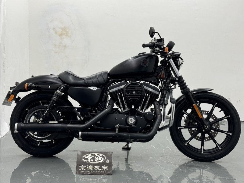 二手哈雷戴维森Iron883 硬汉