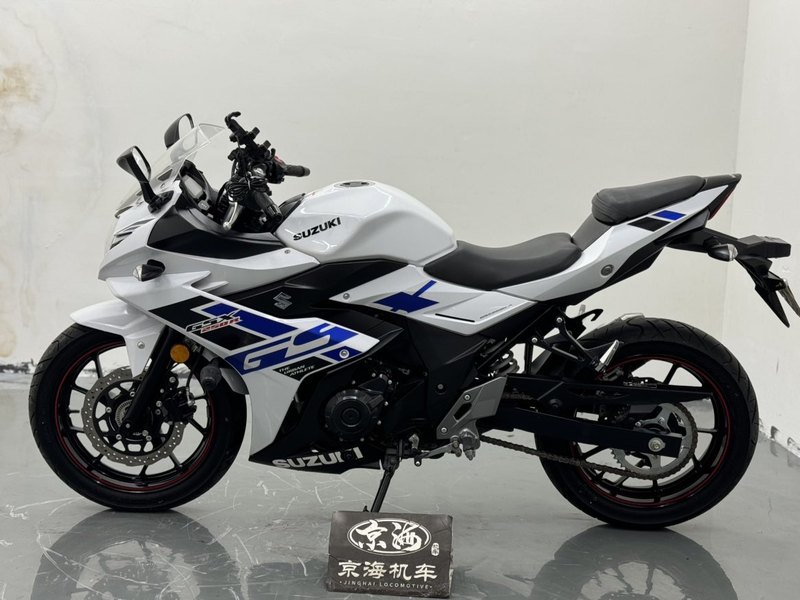 二手豪爵铃木GSX250R