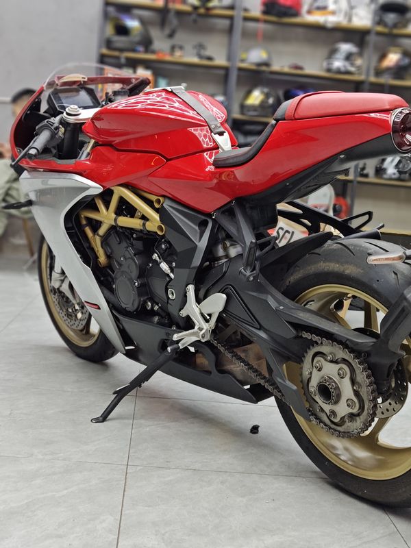 二手奥古斯塔Superveloce 800