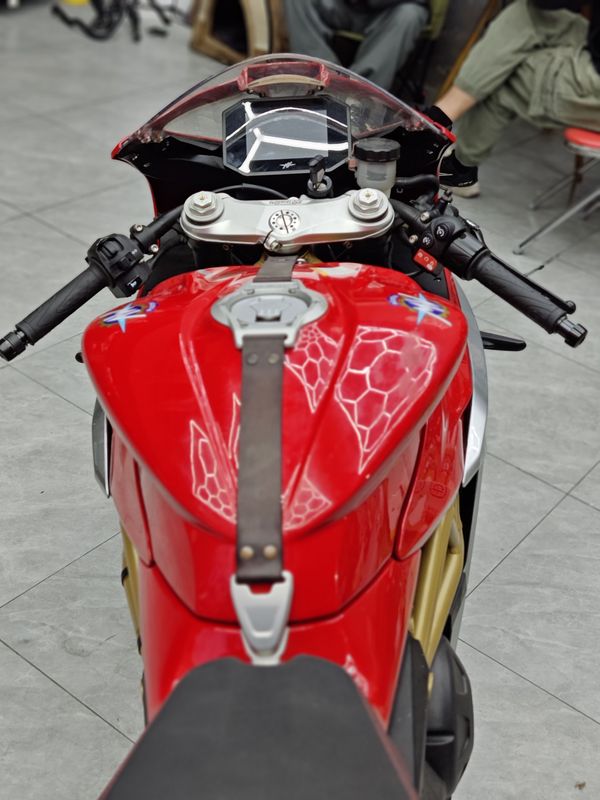 二手奥古斯塔Superveloce 800