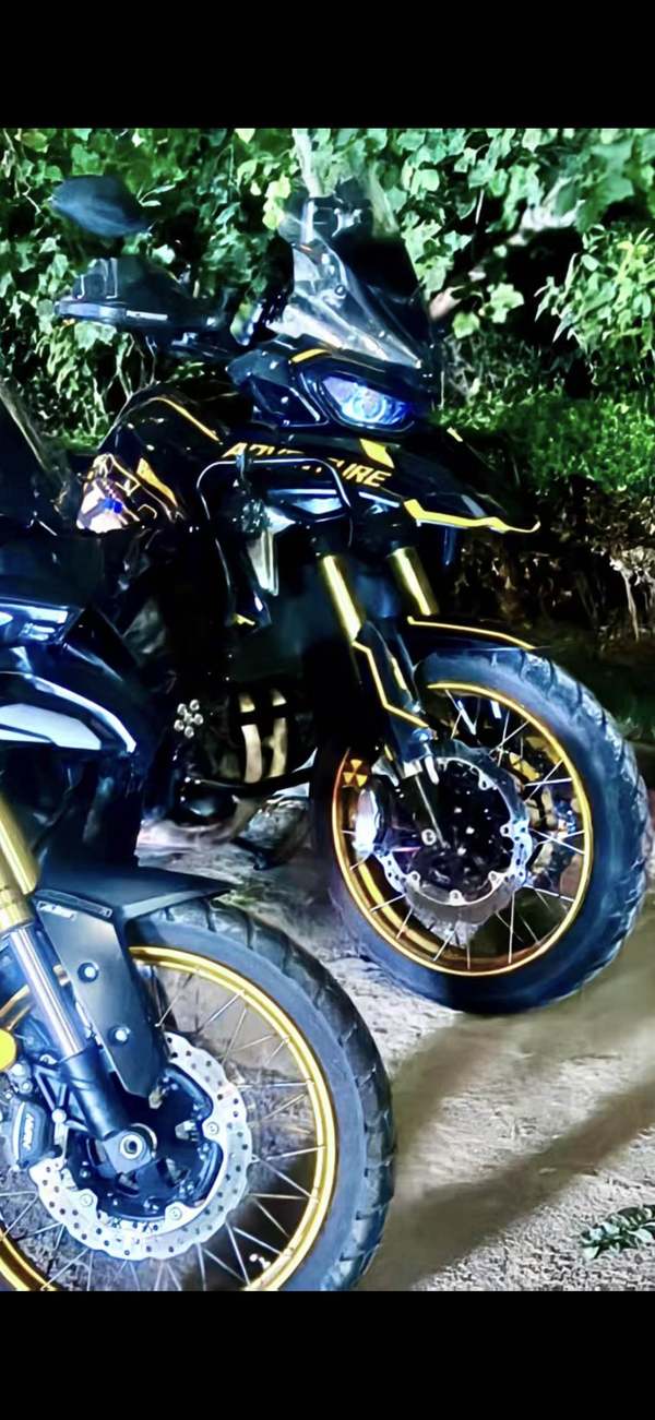 二手贝纳利TRK702