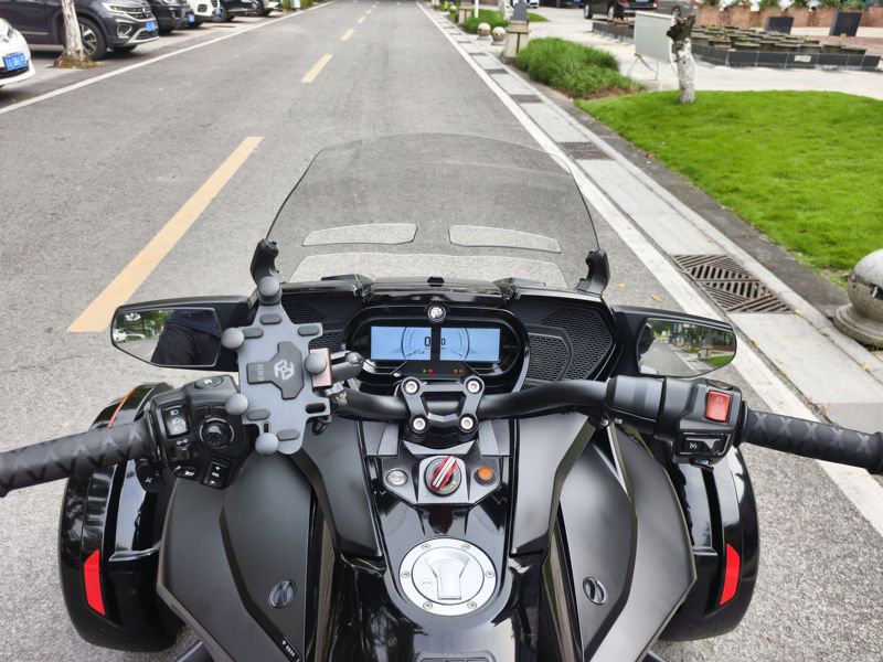 二手庞巴迪Spyder F3 