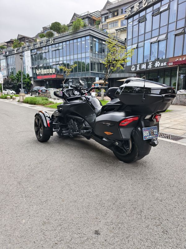 二手庞巴迪Spyder F3 