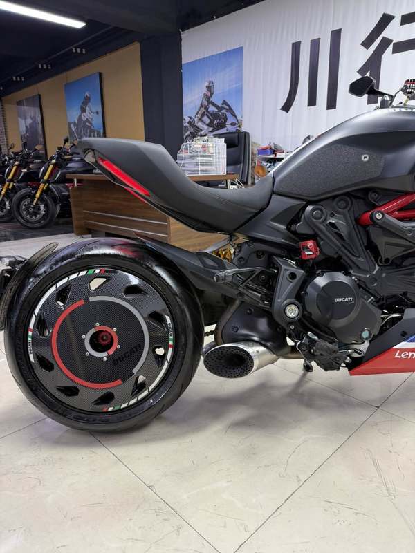 二手杜卡迪Diavel 