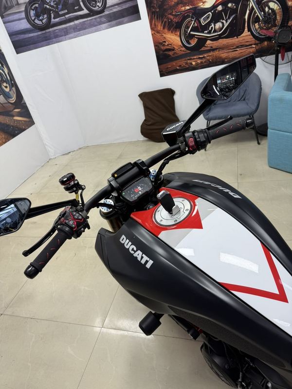 二手杜卡迪Diavel 