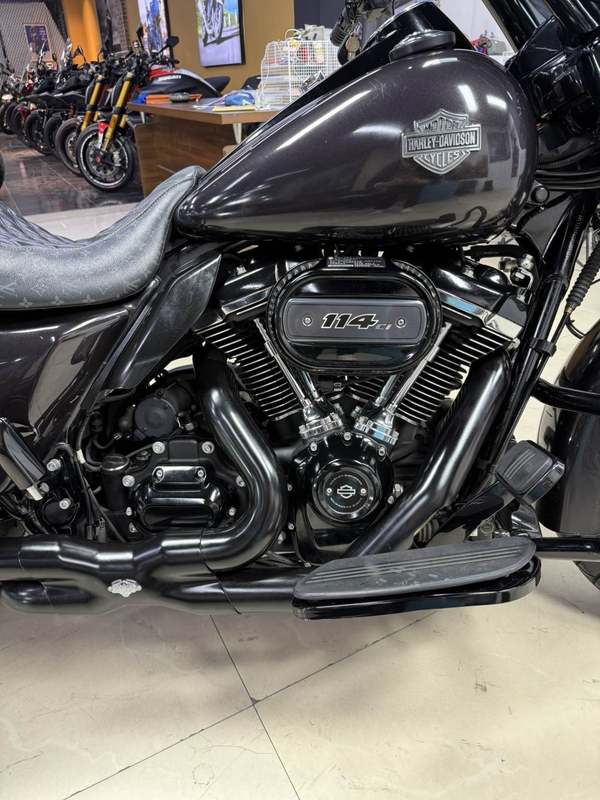 二手哈雷戴维森路王定制版 Road King Special