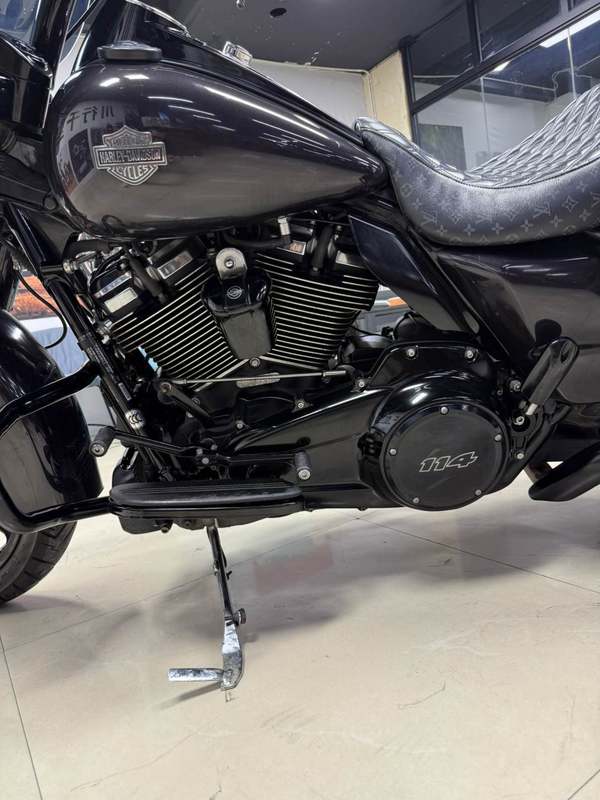 二手哈雷戴维森路王定制版 Road King Special